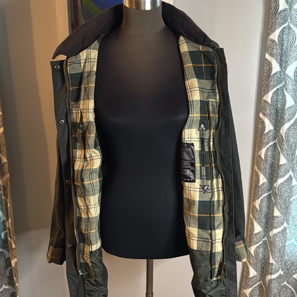 Barbour Beadnell Waxed Cotton Jacket Original Barbour Tartan Flannel Lining SZ12 - Picture 7 of 11